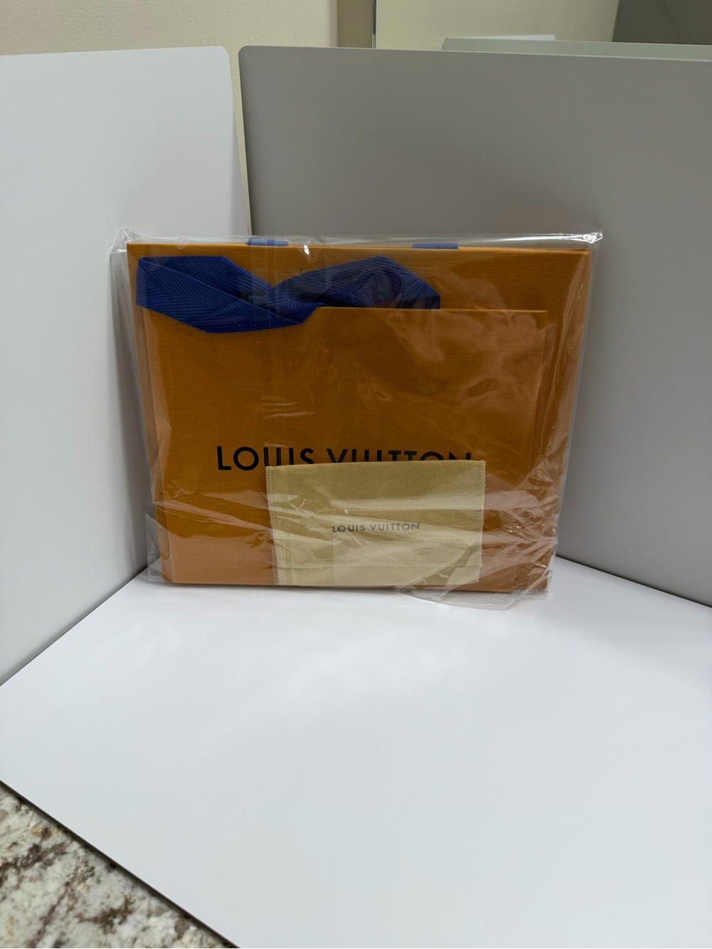 Summertime Sensation Trifecta ๐กAssorted Luxury and assorted beauty bundles๐ก - Picture 2 of 14